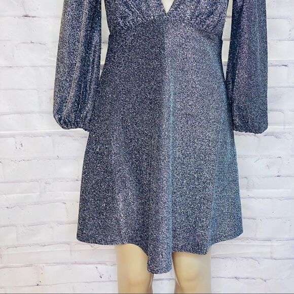 Bardot Marlena Silver Metallic Shimmer Long Balloon Sleeve Short Dress size 6 - Picture 6 of 12